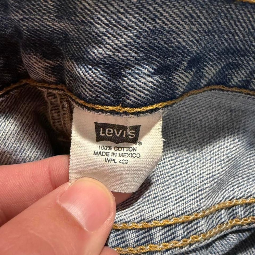 Vintage Y2K Levi's 505 light‎ wash straight leg jeans faded denim - Picture 4 of 8